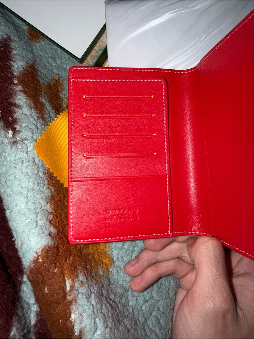 Goyard Red Passport Card Holder - Picture 2 of 5